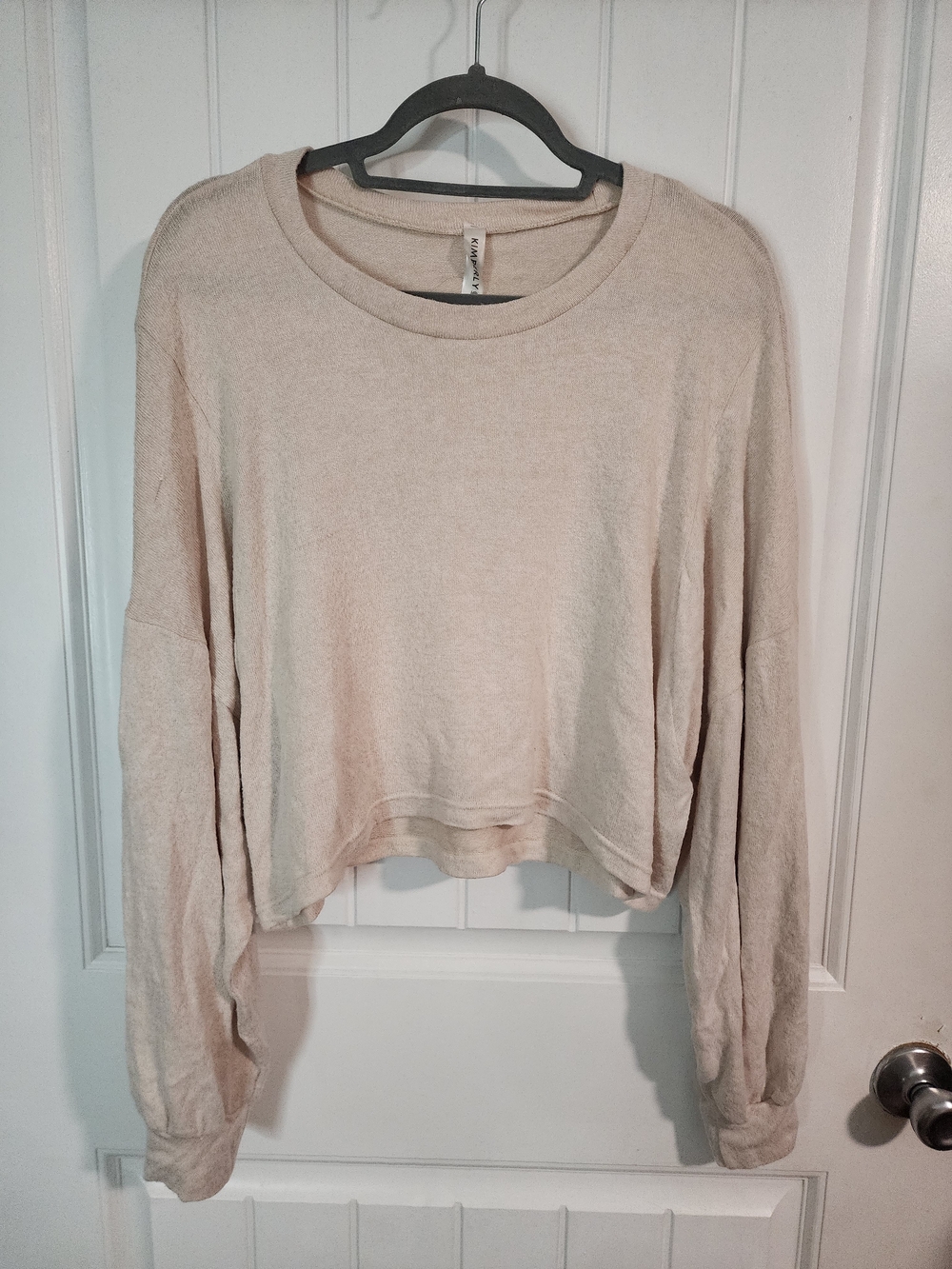Unbranded Cream Cropped Long-Sleeve Sweatshirt